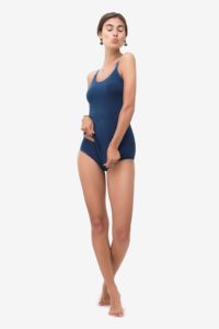 Blue nursing top in bamboo with build-in bra
