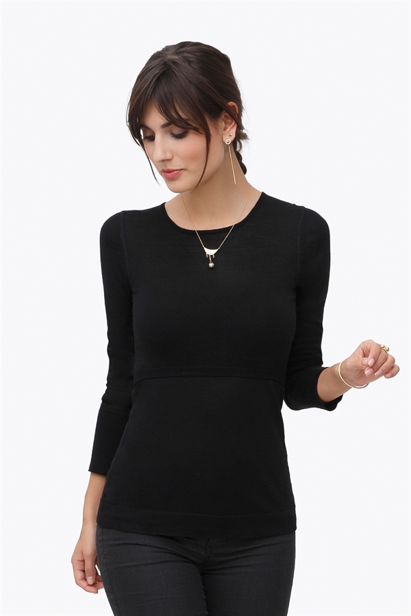 Black knitted nursing shirt with o-neck